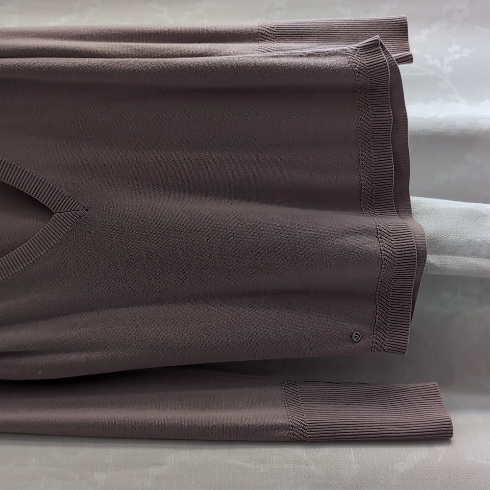 Lululemon Sweater - Picture 3 of 3